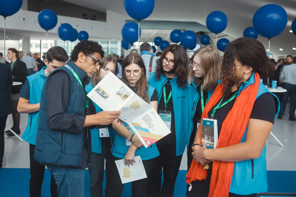 Etudiants de l'IUT au Congrès Cobaty 2024