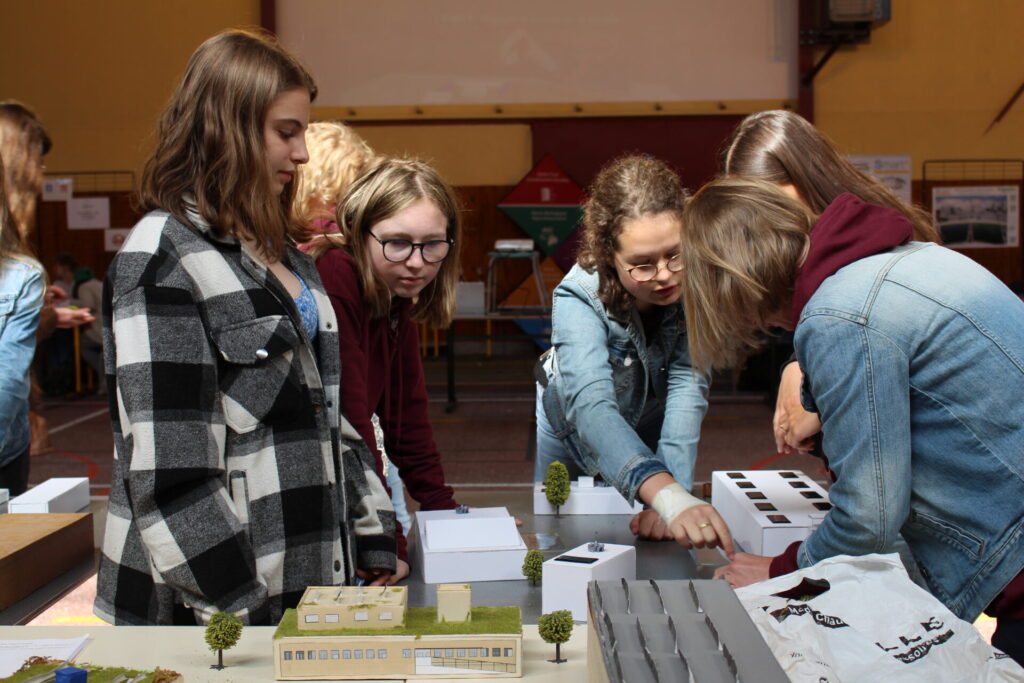 Projet lycéen cordées de la réussite