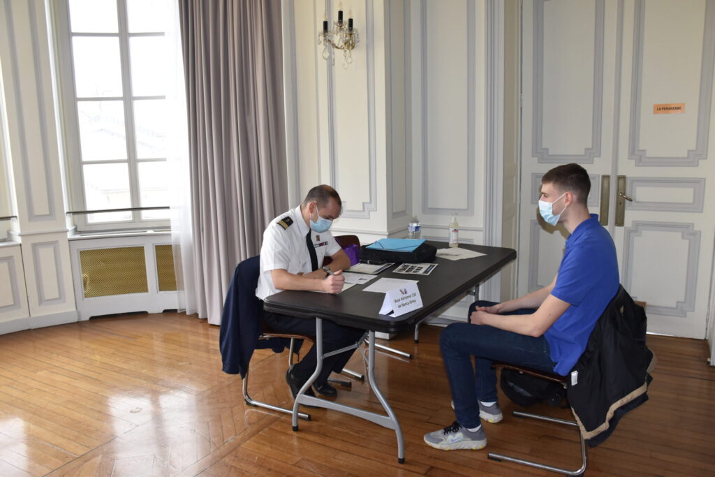 Entretiens professionnels avec à la clé : un stage, une alternance ou un emploi